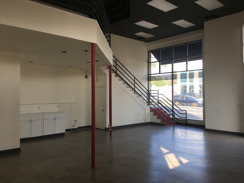 More Photos Of 7901-7911 Melrose Ave, Los Angeles Storefront Retail Office For Lease