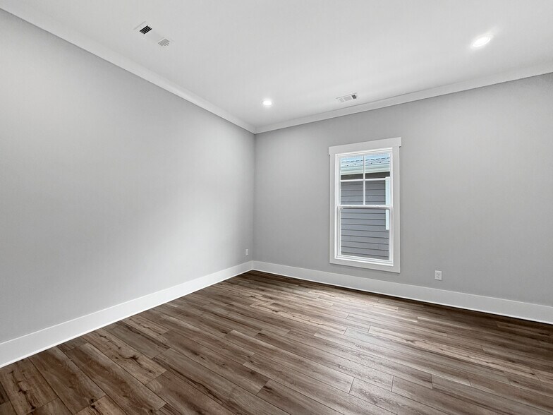 More Photos Of 514 Lurleen B Wallace Blvd, Tuscaloosa Office For Lease