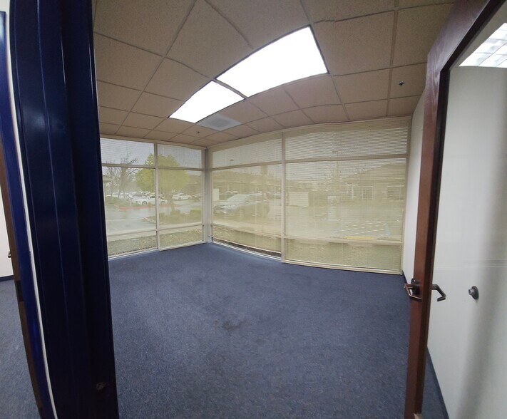 More Photos Of 1406 Blue Oaks Blvd, Roseville Medical For Lease