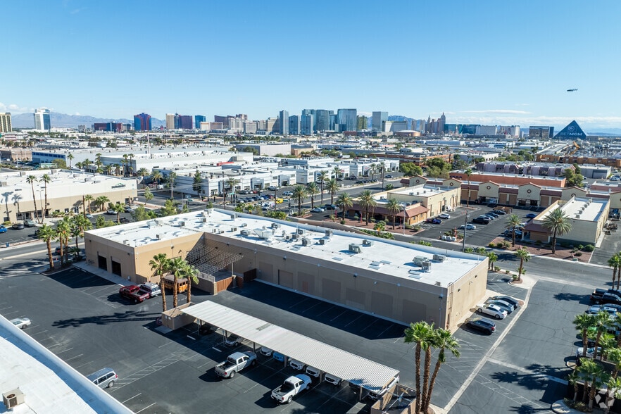 More Photos Of 5321 Cameron St, Las Vegas General Retail For Sale