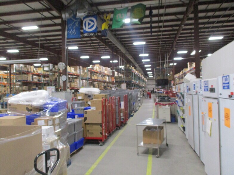 More Photos Of 2925 Walkent Ct, Grand Rapids Distribution For Lease