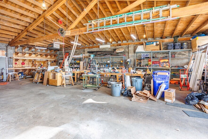 More Photos Of 1804 NE Martin Luther King Jr Blvd, Portland Storefront For Lease
