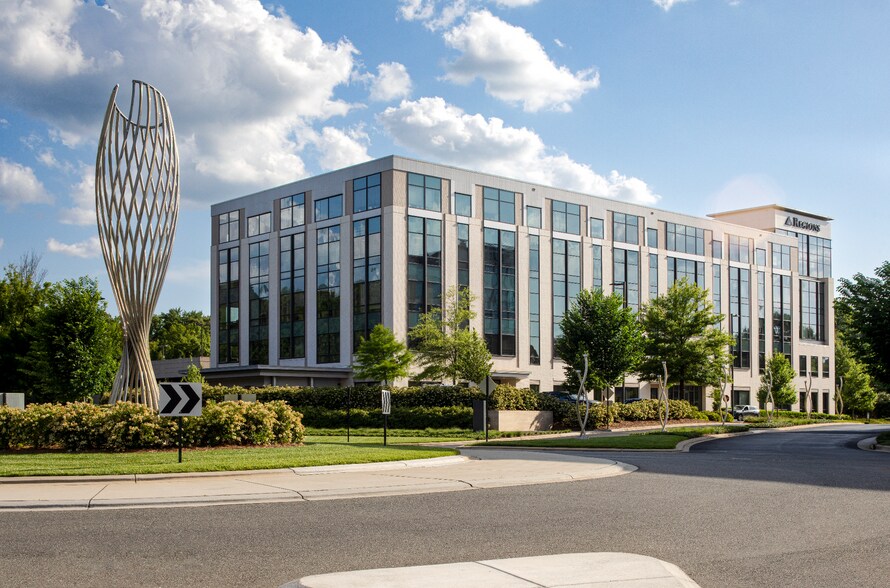 More Photos Of 3700 Glenwood Ave, Raleigh Unknown For Lease