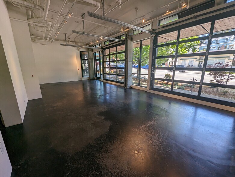 Primary Photo Of 4111 Stone Way N, Seattle Apartments For Lease