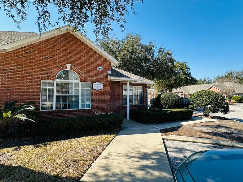 Primary Photo Of 6817 Southpoint Pky, Jacksonville Medical For Sale