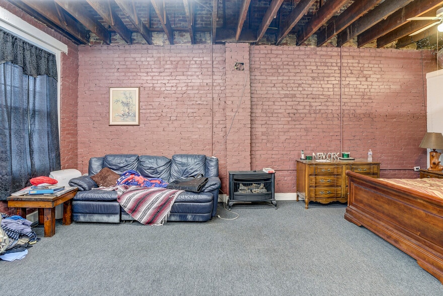 More Photos Of 140 W Market St, Johnson City Storefront Retail Residential For Sale