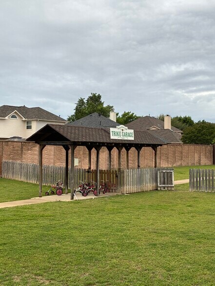 More Photos Of 1207 W McDermott Dr, Allen Daycare Center For Lease
