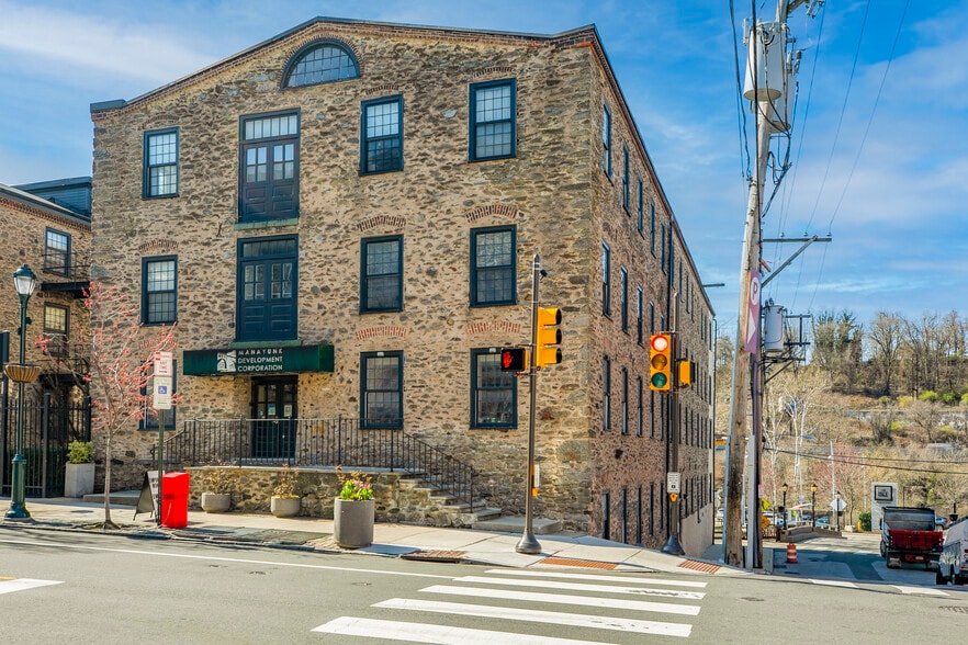 More Photos Of 4312 Main St, Philadelphia Apartments For Lease