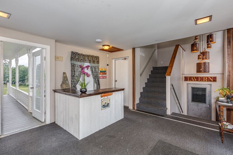 More Photos Of 275 Jenness Pond Rd, Northwood Hotel For Sale