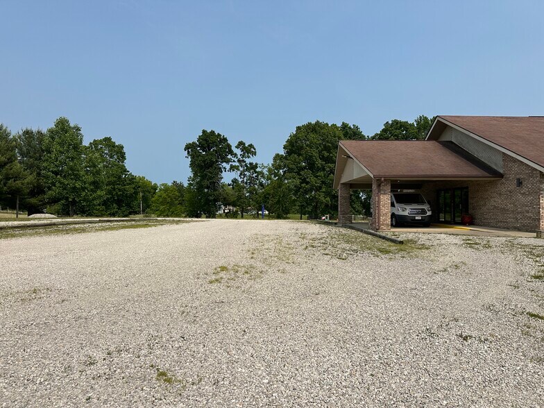 More Photos Of 3372 E Moffett Ln, Bloomington Religious Facility For Sale