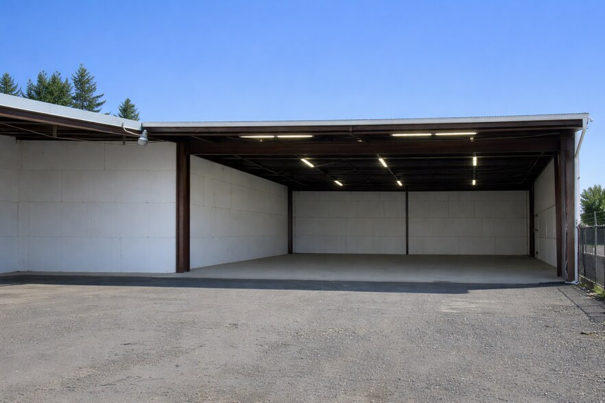 More Photos Of 12404 NE 153rd St, Brush Prairie Warehouse For Lease