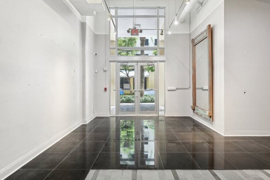 More Photos Of 135 San Lorenzo Ave, Coral Gables Office For Lease