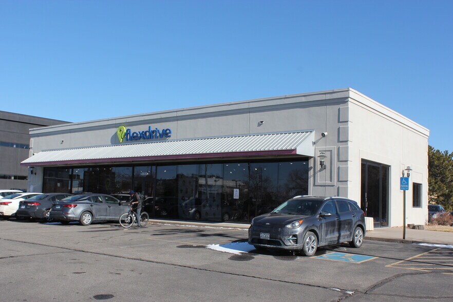 More Photos Of 2930 S Havana St, Aurora Auto Dealership For Lease