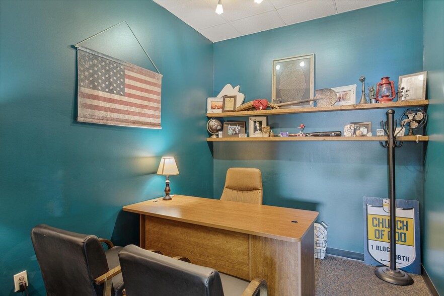 More Photos Of 1707 J St, Omaha Specialty For Sale
