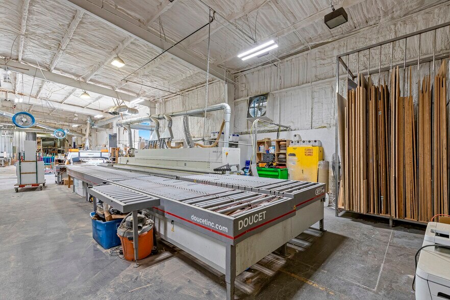 More Photos Of 42621 2nd St E, Lancaster Warehouse For Sale