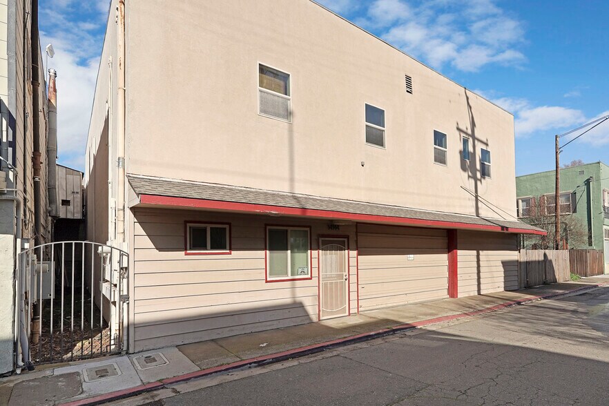 More Photos Of 14144 Market St, Walnut Grove Storefront For Sale