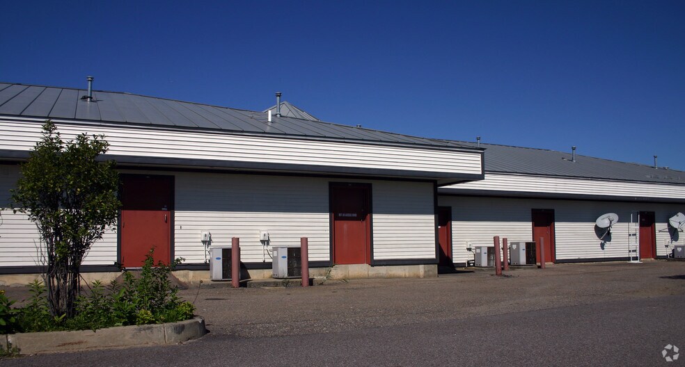 More Photos Of 21 Essex Way, Essex Junction Storefront For Lease