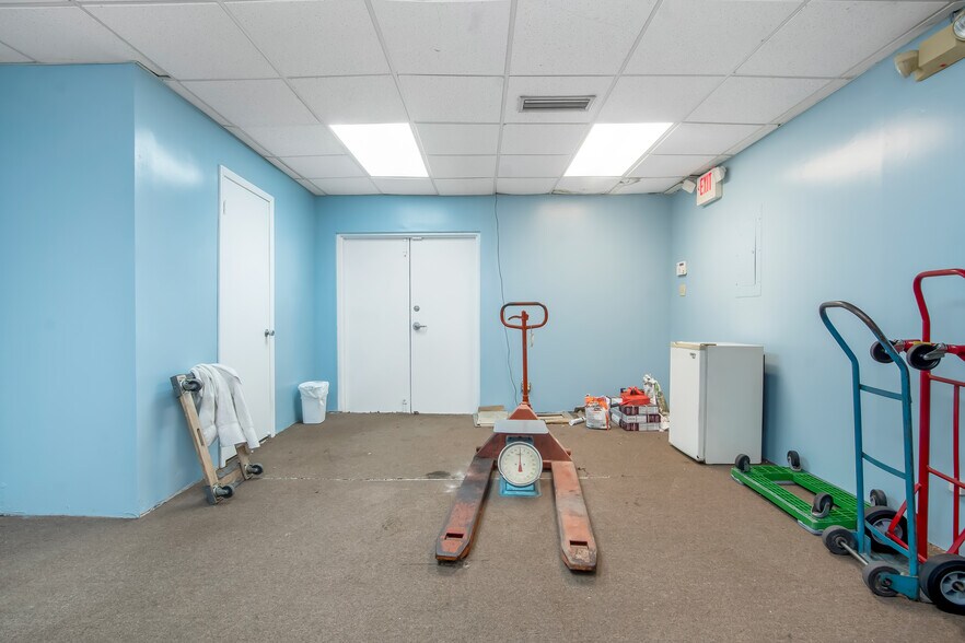 More Photos Of 3071 NW 64th Ave, Sunrise Warehouse For Sale