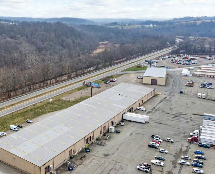 More Photos Of 1040 Franklin Dr, Smock Warehouse For Lease