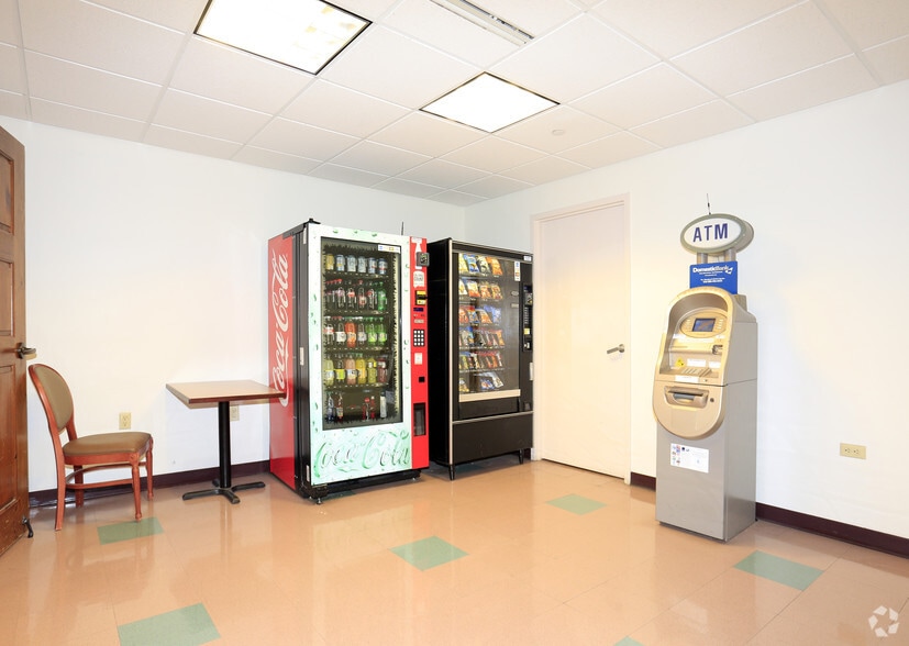 More Photos Of 2 Trap Falls Rd, Shelton Office For Lease