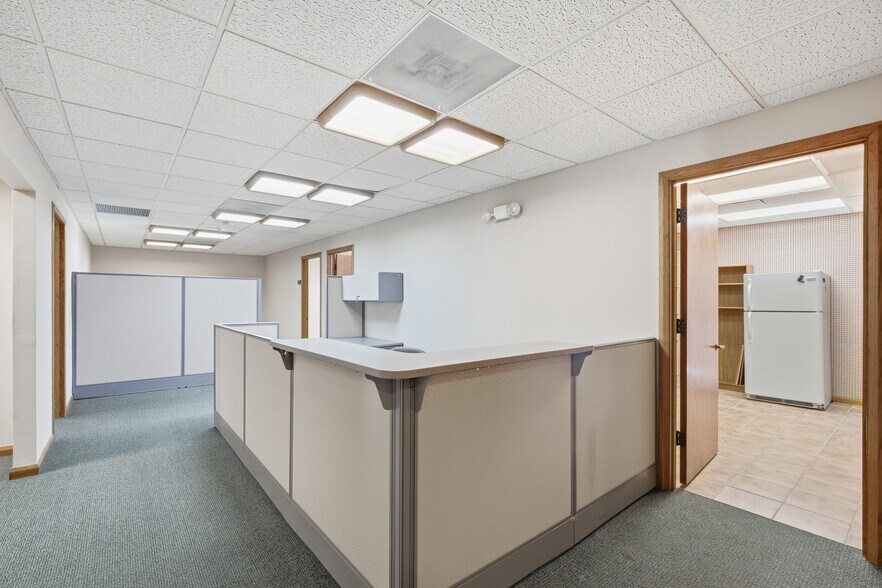 More Photos Of 900 SE Ocean Blvd, Stuart Medical For Sale
