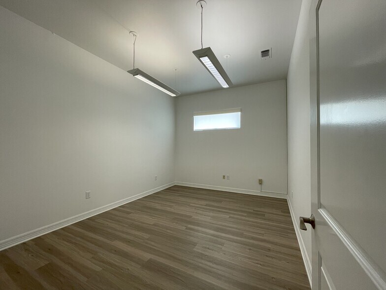 More Photos Of 109 Enterprise Pky, Boerne Loft Creative Space For Lease