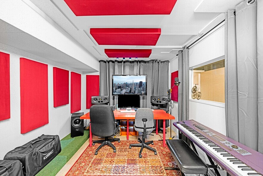 More Photos Of 4100 W Commonwealth Ave, Fullerton Office For Sale