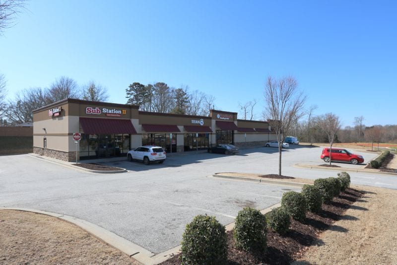 More Photos Of 3 Town Center Dr, Greer Storefront Retail Office For Lease