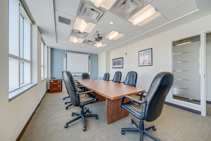 More Photos Of 7115 Leesburg Pike, Falls Church Office For Sale