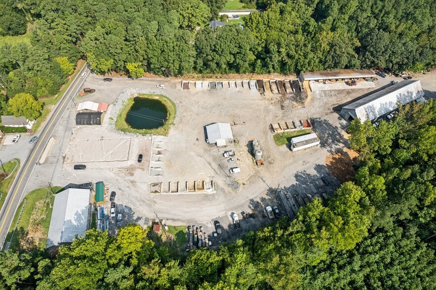 More Photos Of 14417 Courthouse Rd, Dinwiddie Flex For Sale