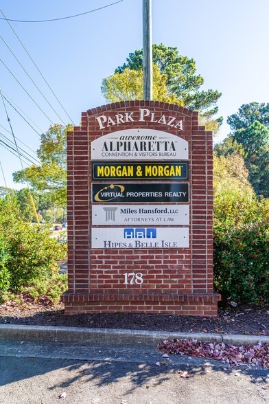 More Photos Of 178 S Main St, Alpharetta Office For Sale