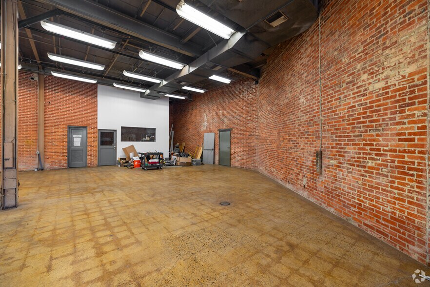 More Photos Of 50 Parkway Ave, Ewing Township Land For Lease