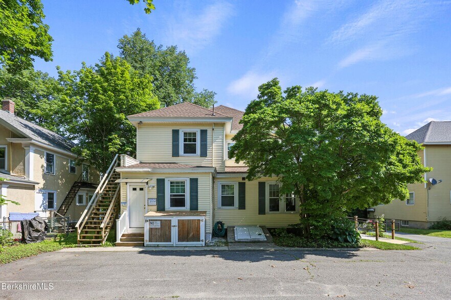 More Photos Of 92 Elm St, Pittsfield Office For Sale