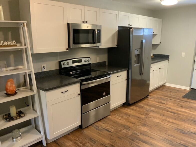 More Photos Of 3638 1st Ave N, Saint Petersburg Office Residential For Sale