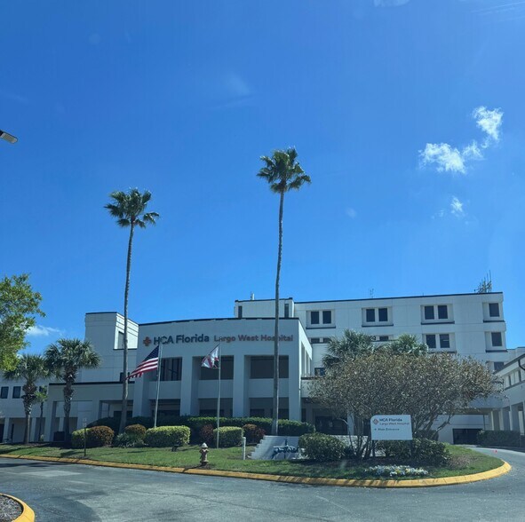 More Photos Of 2039 Indian Rocks Rd, Largo Medical For Lease
