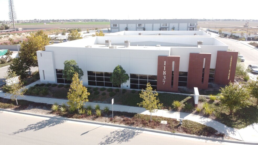 Primary Photo Of 11837 Bolthouse Dr, Bakersfield Unknown For Lease
