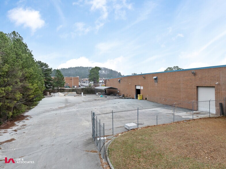 More Photos Of 800 Wharton Dr SW, Atlanta Distribution For Lease