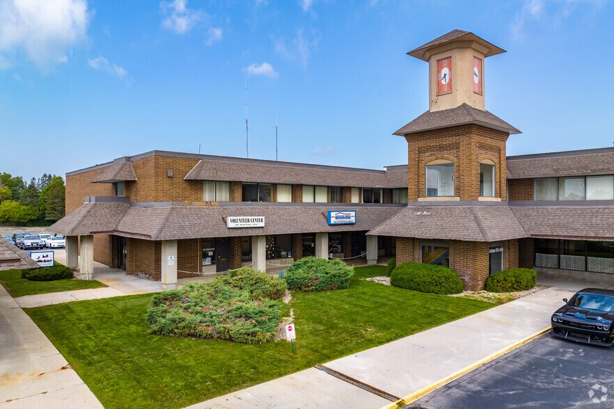 More Photos Of 6220 Washington Ave, Racine Freestanding For Lease