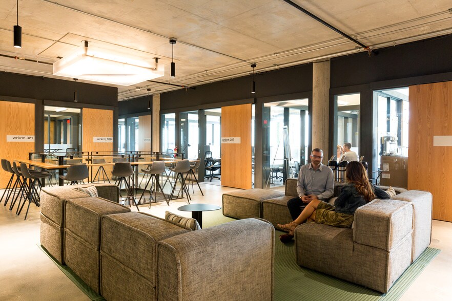 More Photos Of 1155 SW Morrison St, Portland Coworking Space