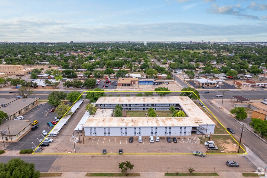 More Photos Of 2301 50th St, Lubbock Apartments For Sale