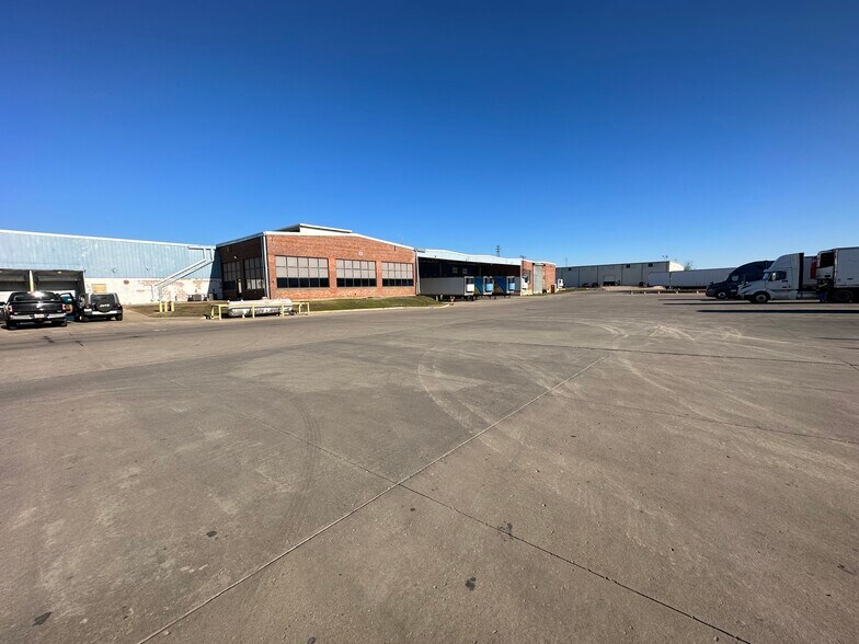 More Photos Of 4601 Newlon Rd, Fort Smith Distribution For Lease
