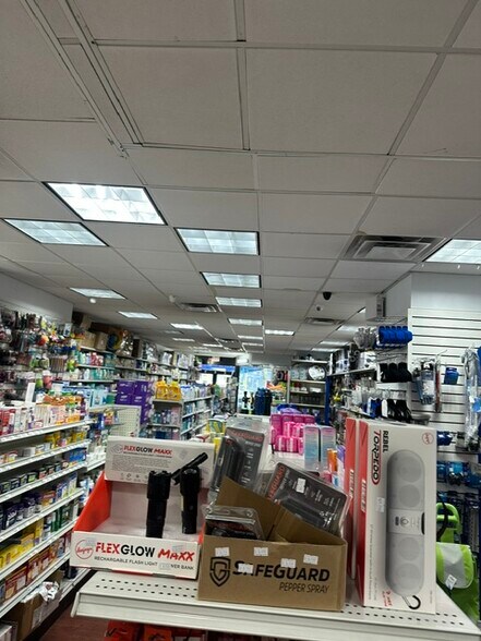 More Photos Of 1315 Avenue J, Brooklyn Storefront Retail Residential For Lease