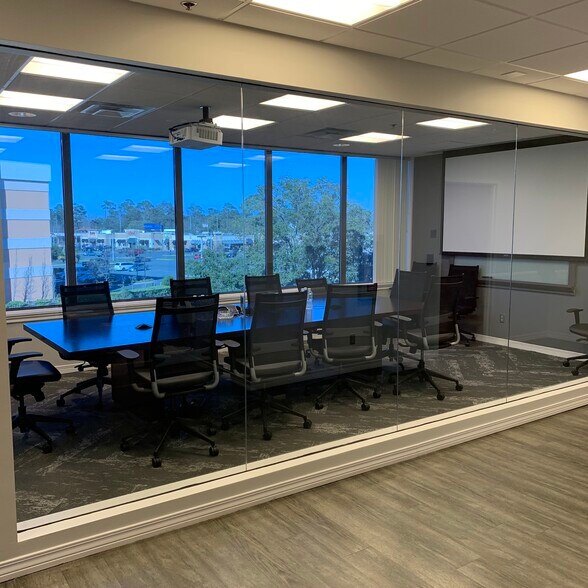 More Photos Of 1203 Governors Square Blvd, Tallahassee Office Residential For Lease
