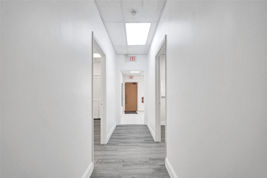 More Photos Of 201-211 E Hallandale Beach Blvd, Hallandale Beach Medical For Lease