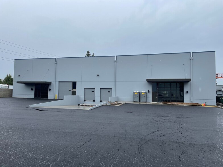 More Photos Of 15730 SE 130th Ave, Clackamas Unknown For Lease