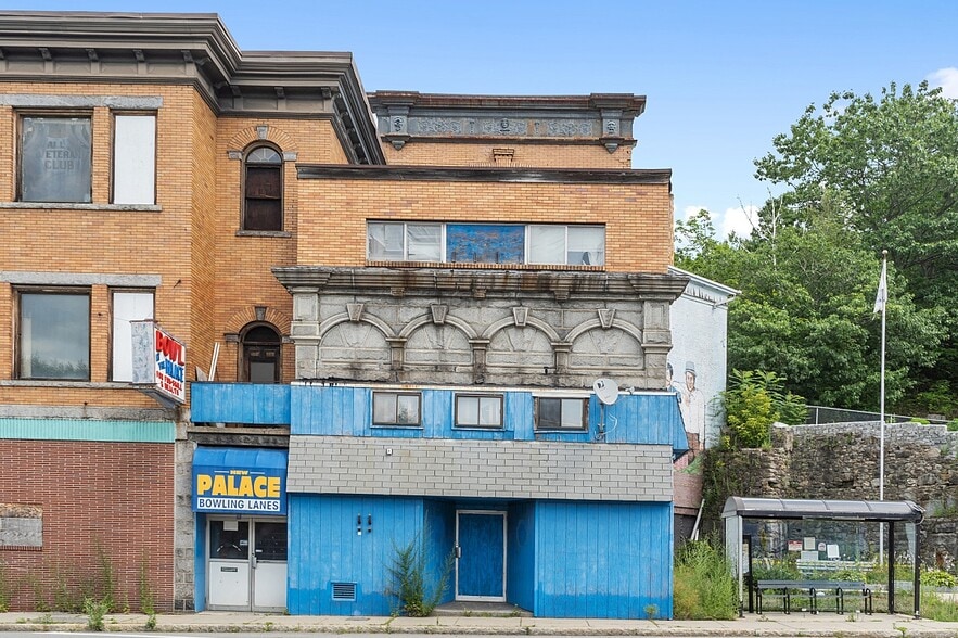 More Photos Of 78 Daniels St, Fitchburg Bowling Alley For Sale