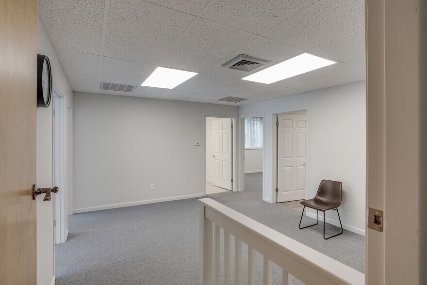 More Photos Of 38-40 Market St, Amesbury Office Residential For Sale