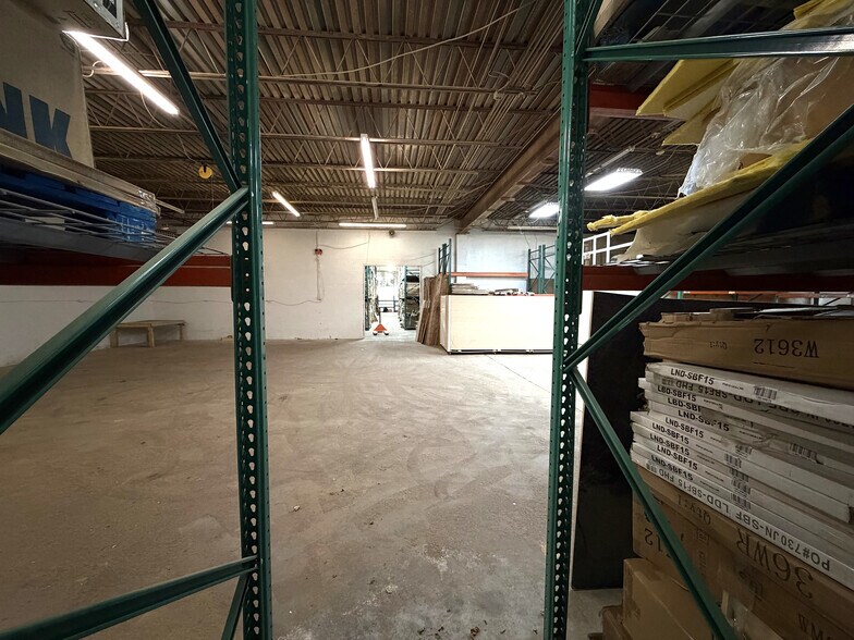 More Photos Of 449 N Cameron St, Winchester Manufacturing For Lease