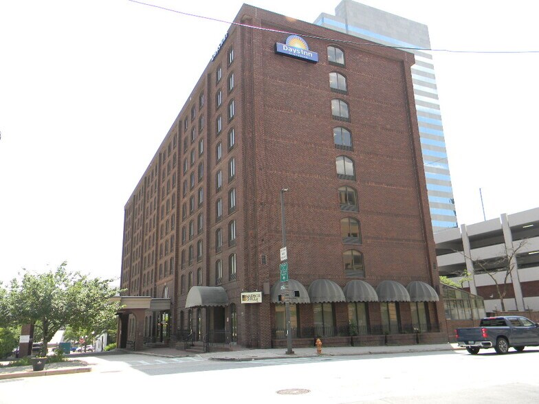 More Photos Of 100 Hopkins Pl, Baltimore Hotel For Sale