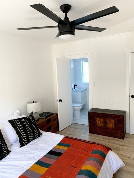 More Photos Of 3443 West Blvd, Los Angeles Apartments For Sale